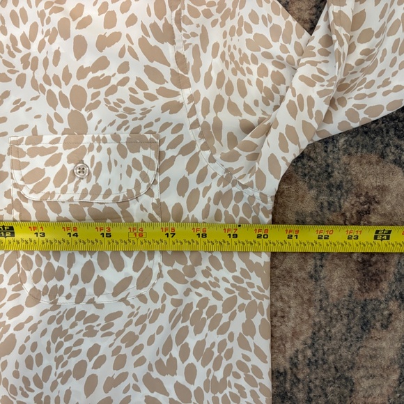 Coolibar Women's UPF 50+ Tab-Sleeve Button-Front Tunic Shirt Top M Khaki Print - Picture 10 of 12